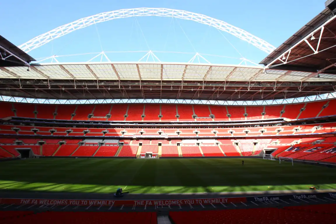 נוף מיציע דרום תחתון בלוק-122